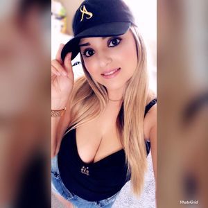 Meet your Posher, Adriana